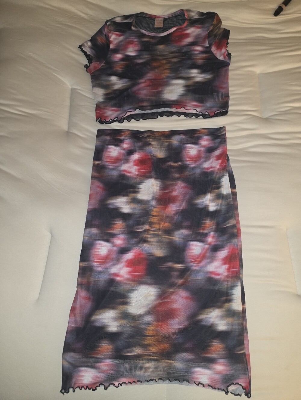 No Boundaries 2pc Set Crop Top And Skirt